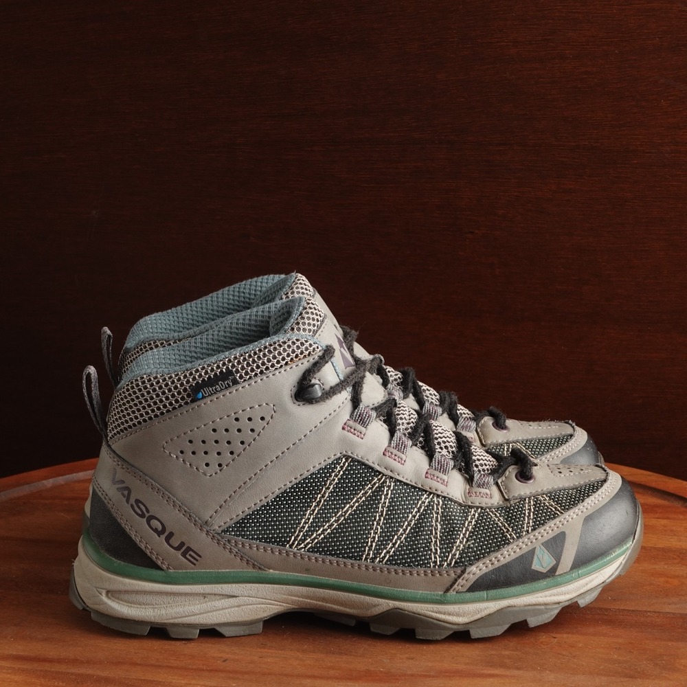 Vasque Hiking Boots WMS SZ 7.5 Gray Monolith Mid UltraDry Outdoor Gorpcore Shoes